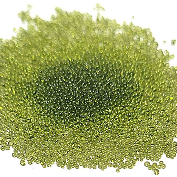 Микрокристаллы стеклянные блестящие, цвет зеленый